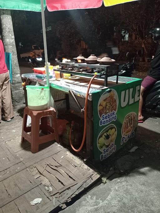 ULE JAJANAN PUKIS, SERABI DAN CEMILAN SEBLAK