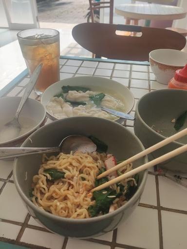 BAKMIE KOH AAD