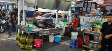 BAKSO DAN LALAPAN CAK KOHAR