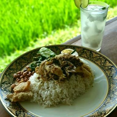 NASI AYAM SATU JIWA