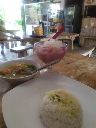 WARUNG BU PANDE