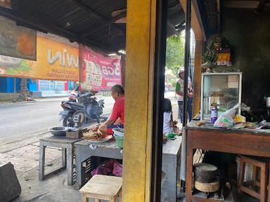 WARUNG SATE LANGUAN BU EMA