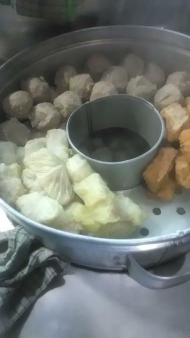 WARUNG BAKSO MBAK IIN