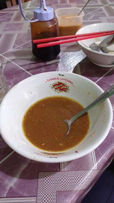 BAKSO & MIE AYAM PAK DAR