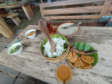 KEDAI KOPI PARI