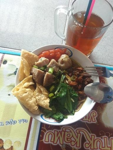 BAKSO MIE AYAM MAS TRI 03