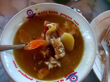 SOP & SOTO KAKI SAPI MAS BUDI