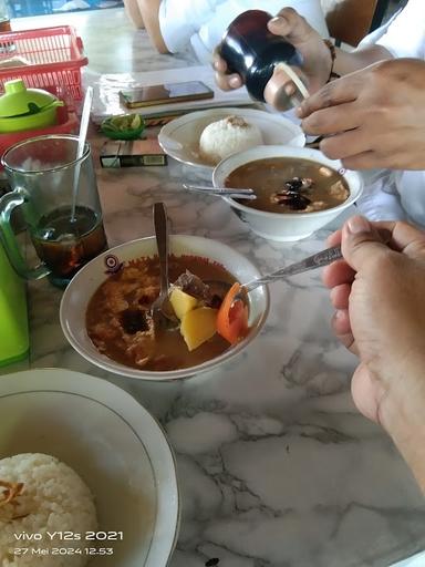 SOP & SOTO KAKI SAPI MAS BUDI