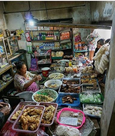 WARUNG BUBUR BU WAGINEM