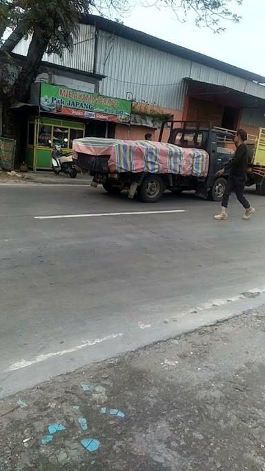 BAKSO NGISOR RANDU