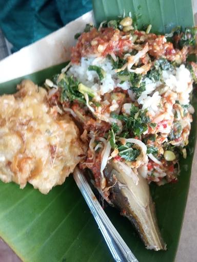 NASI PAGER MAK YEM