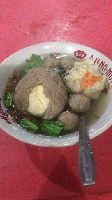 BAKSO NUKLIR GOMBONG