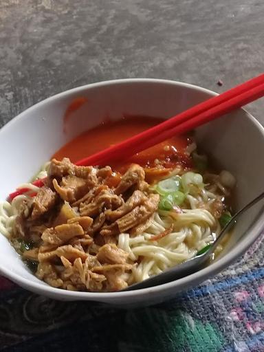 MIE AYAM ADITYA