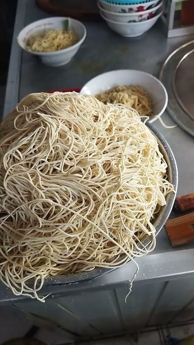 MIE AYAM & BAKSO PODO MORO