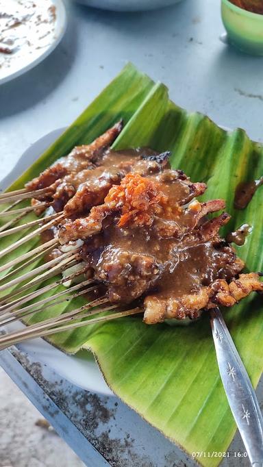 SATE AYAM BANG SAMSUL