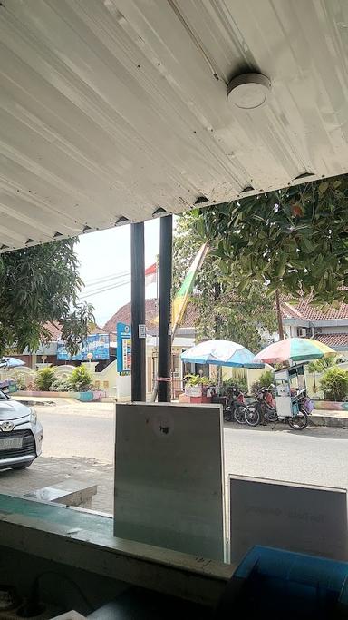 TEH DESA GOMBONG