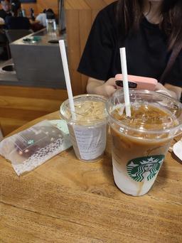 Photo's Starbucks Coffee Mall Galeria