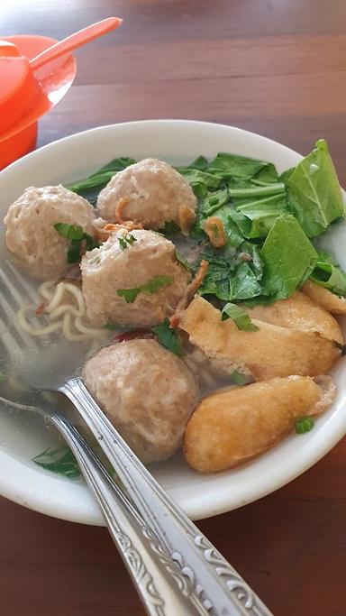 BAKSO BABI SURYA BERSINAR