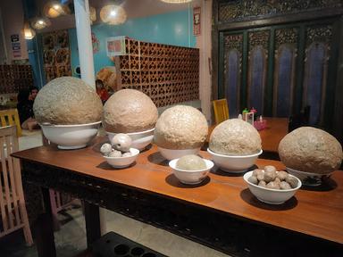 BAKSO KLENGER RATU SARI (MEATBALL)