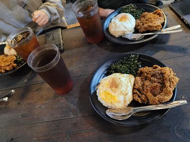 KANE NASHVILLE HOT CHICKEN