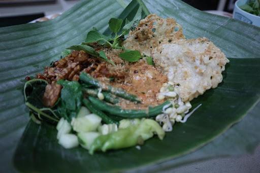 PECEL DARI TIMUR