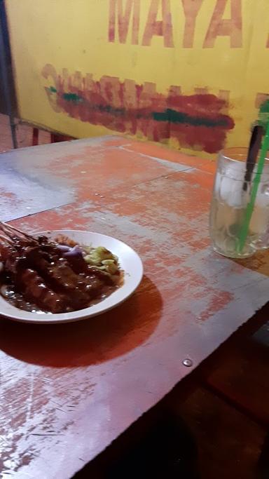 WARUNG SATE CAK UMAR