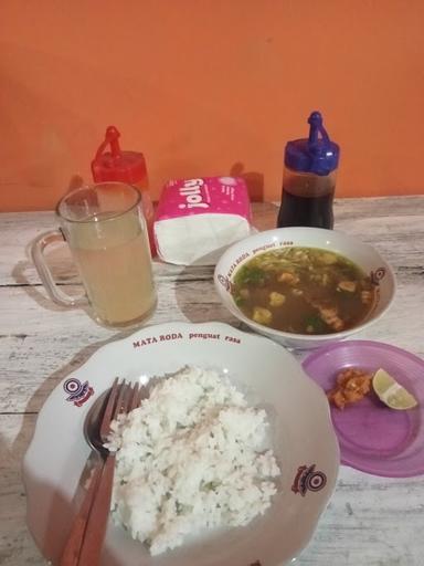 WARUNG SOTO AYAM DAN SAPI EYANG UTI