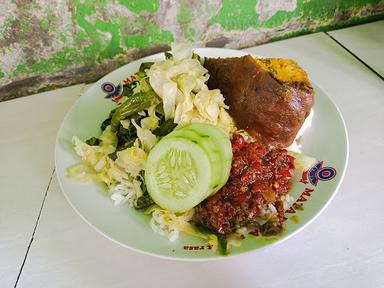 TIGA SAUDARA MASAKAN PADANG