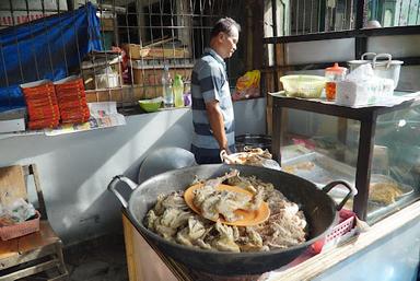 AYAM GORENG SUNTARI PASAR PATHOK