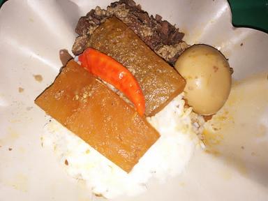 GUDEG BU KAMSI MALIOBORO