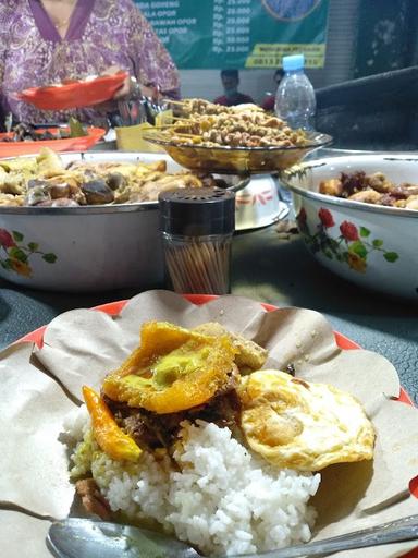 GUDEG MERCON MBAH TRIS MALIOBORO