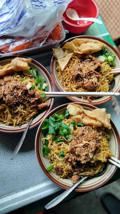 MIE AYAM BAKSO BINTANG BERSAUDARA OUTLET 2