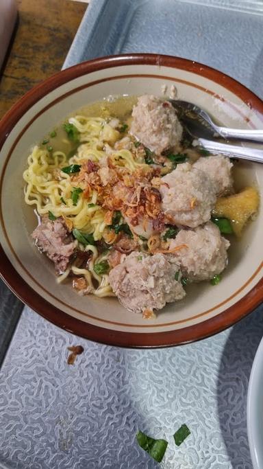 MIE AYAM BAKSO BINTANG BERSAUDARA OUTLET 2