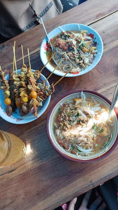 SOTO AYAM LENTHOK PAK GUN