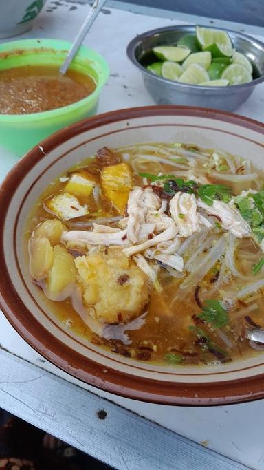 SOTO AYAM LENTHOK PAK GUN