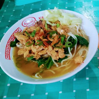 BAKSO & MIE AYAM LOMBOK ULEG PAK ARIS