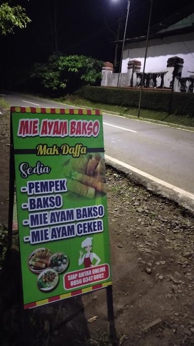 MIE AYAM, BAKSO DAN PEMPEK MAK DAFFA