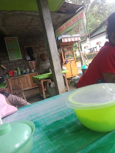 MIE AYAM, BAKSO DAN PEMPEK MAK DAFFA