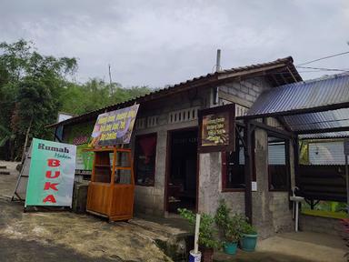 RUMAH MAKAN SEKAR MELATI