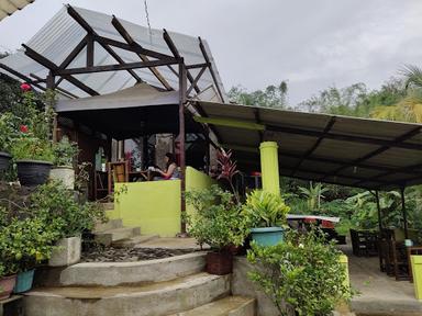 RUMAH MAKAN SEKAR MELATI