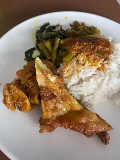 MASAKAN PADANG KEBOMAS