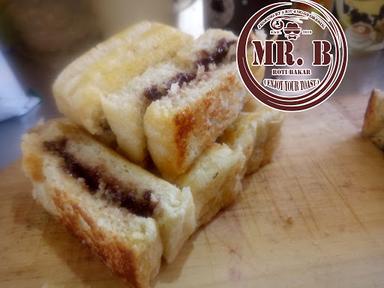 ROTI BAKAR MR. B