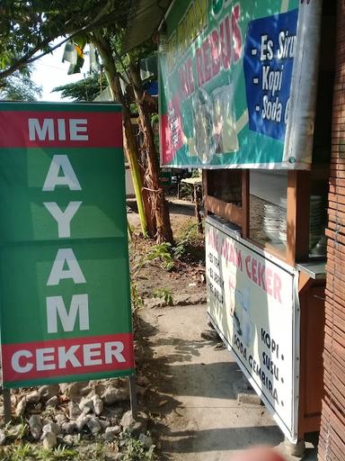 PONDOK MIE AYAM CEKER