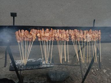 SATE & SOTO MADURA