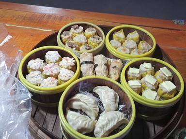 DIMSUM CIHUY TOMANG