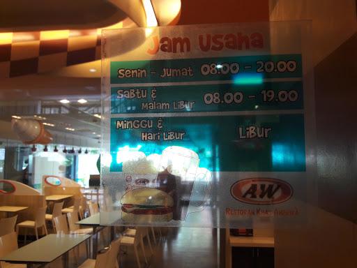 A&W RESTORAN - UNIVERSITAS TARUMANEGARA