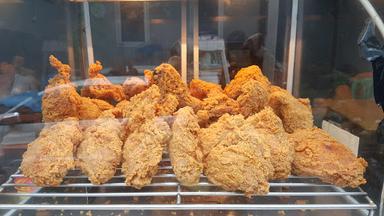 AYAM GORENG TERNATE AGT JELAMBAR (CRISPY FRIED CHICKEN, AYAM GEPREK)