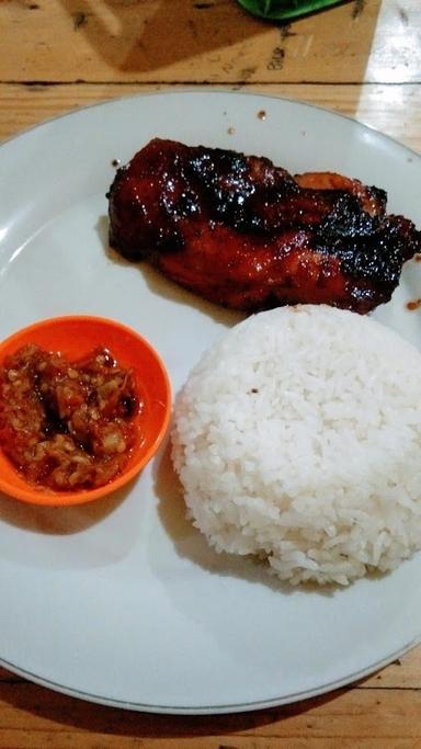 AYAM PANGGANG BANG NDUT (TOMANG)