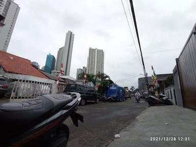 BUBUR AYAM SHEILA CABANG TANJUNG DUREN TIMUR