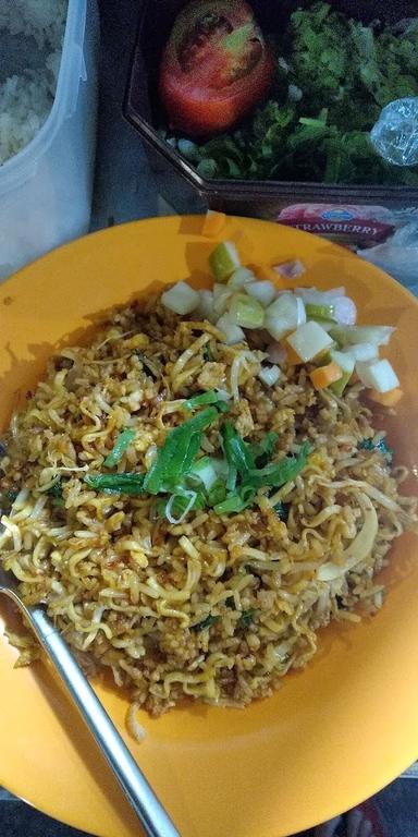 NASI GORENG MEDAN EZA